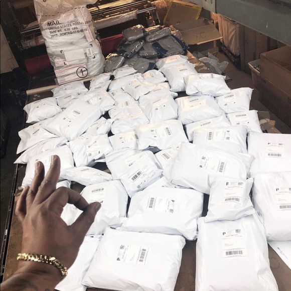 Meet your Posher, Dave - Picture 1 of 1